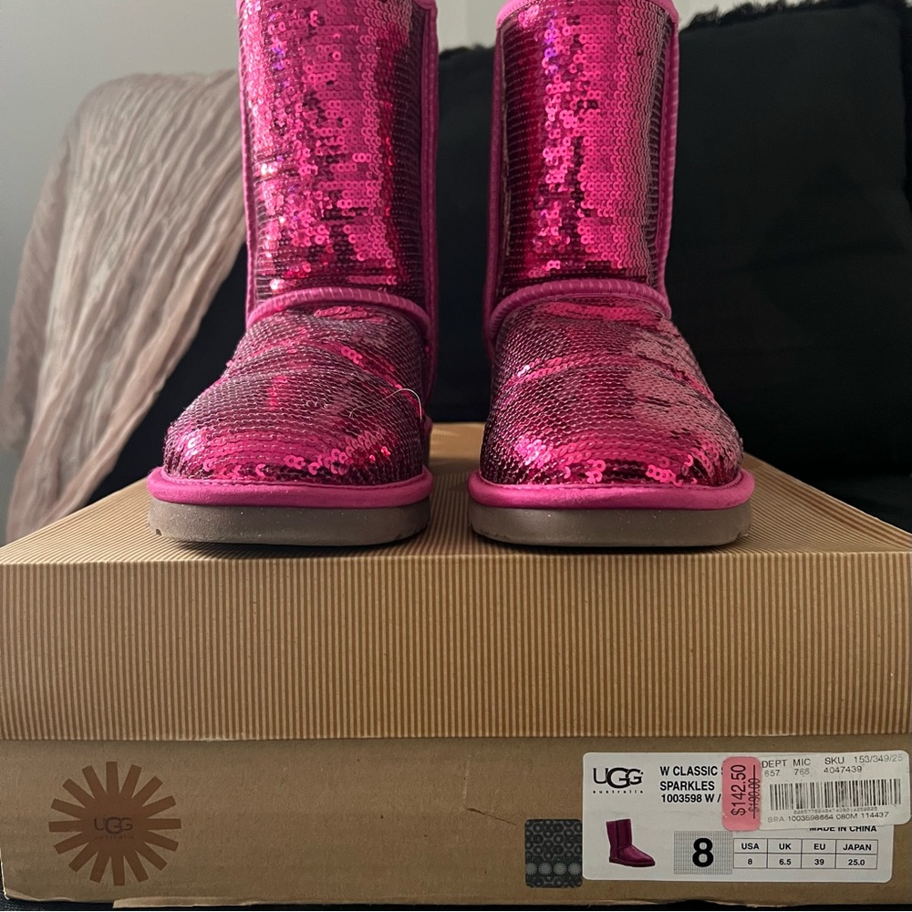 Original Ugg Classic Short Sparkles Size 8